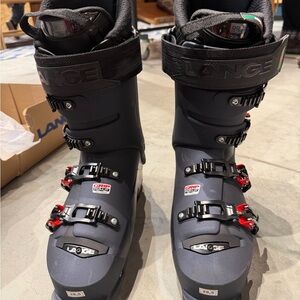 Lange Men's Black and Red Ski Boots